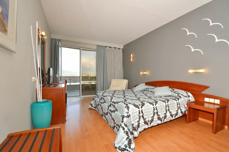 Evilion & Stilvi Sea & Sun Hotels