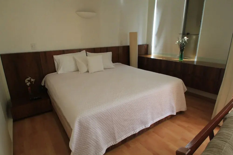 Alameda Downtown Suite 327