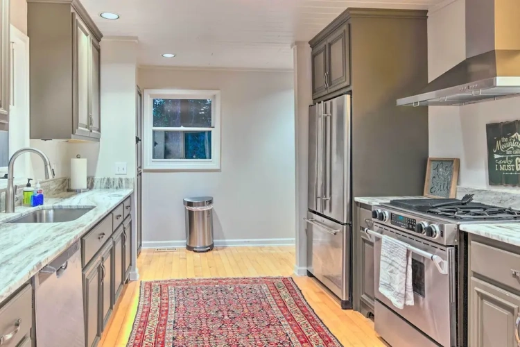 2 Bedrooms Cottage