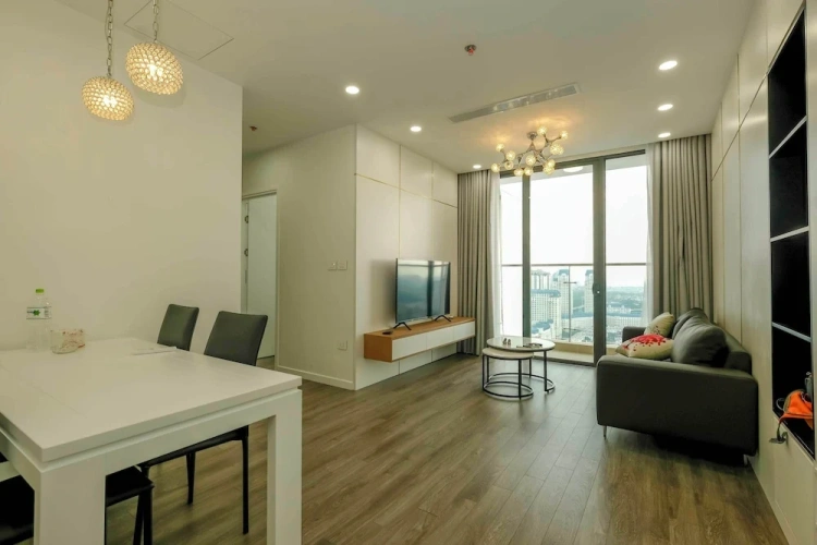 3 Bedrooms Executive Apartment