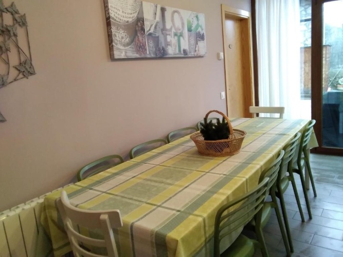 4 Bedrooms Cottage