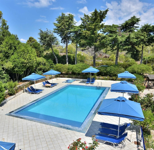 Bluewhite Studio - Mountain View by the Pool