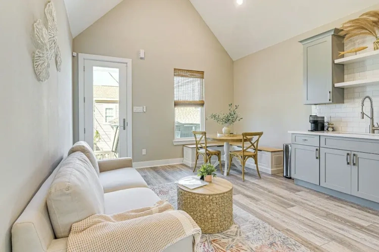 2 Bedrooms Cottage