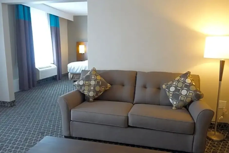 1 Bedroom Double Suite
