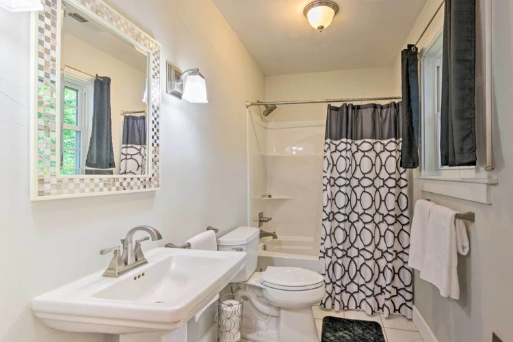 3 Bedrooms Cottage