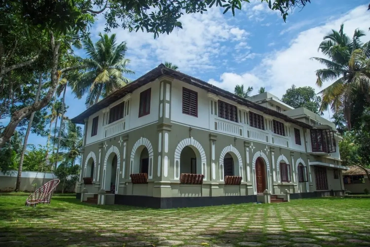 Deluxe Family room with balcony and with view