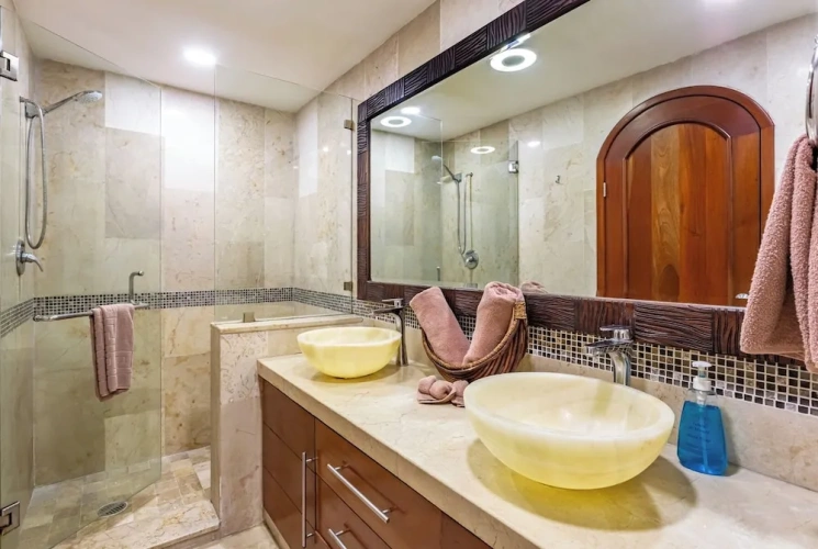 Luxury Apartment