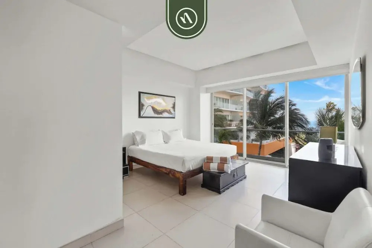 Beachfront 1 BR Condo With Multiple Pools - Gym