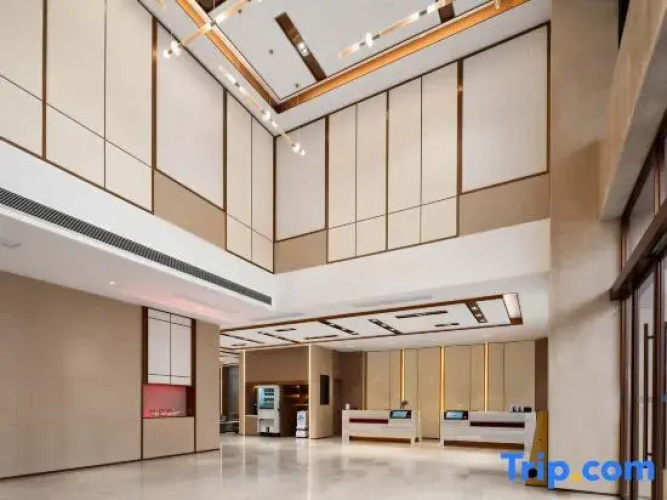 Lavande Hotel (Jiangbin Park Store)