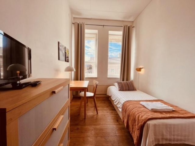 Hotel Single room