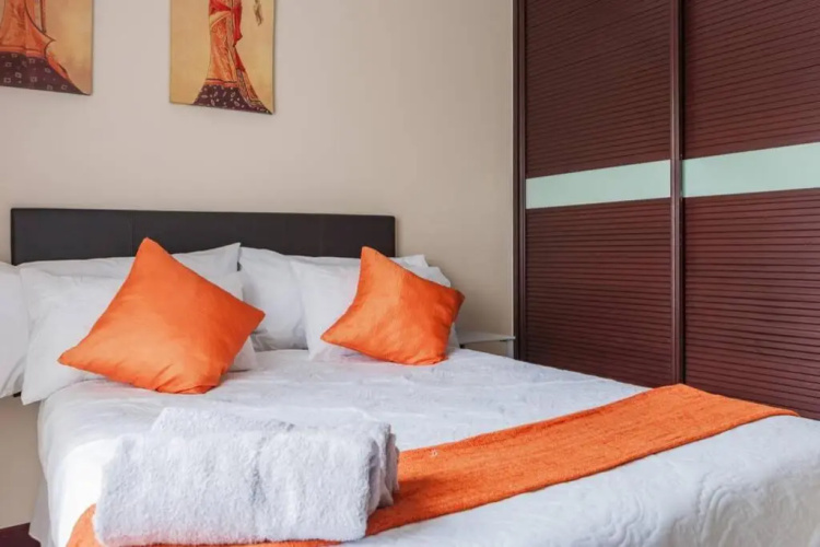 Alimama Spaces: Manson's Rosa Royale