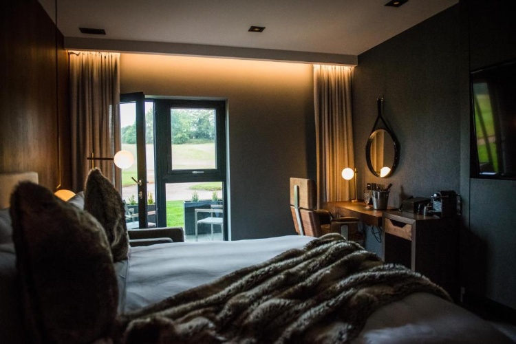 Standard room with golf view
