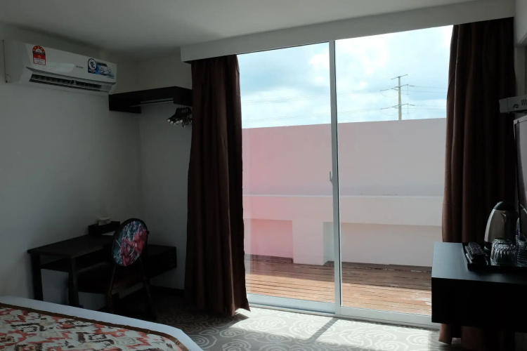 Natol Hotel
