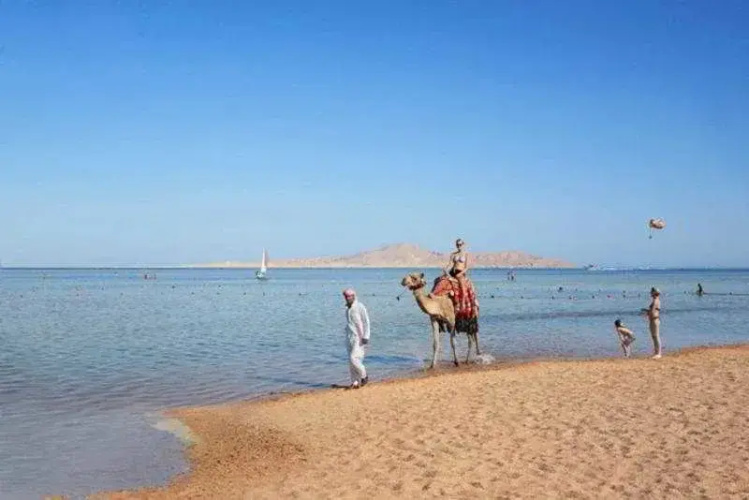 Sol y Mar Shams Suites