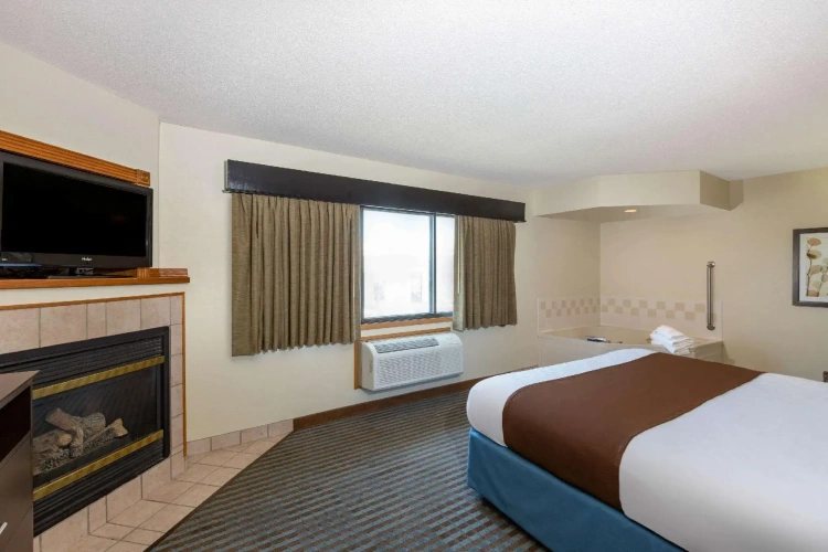 Deluxe Double Suite