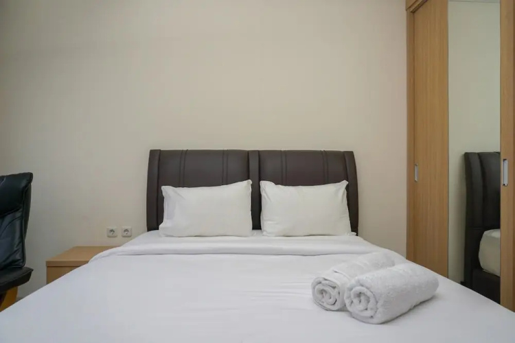 Elegant Studio at Menteng Park Apartment
