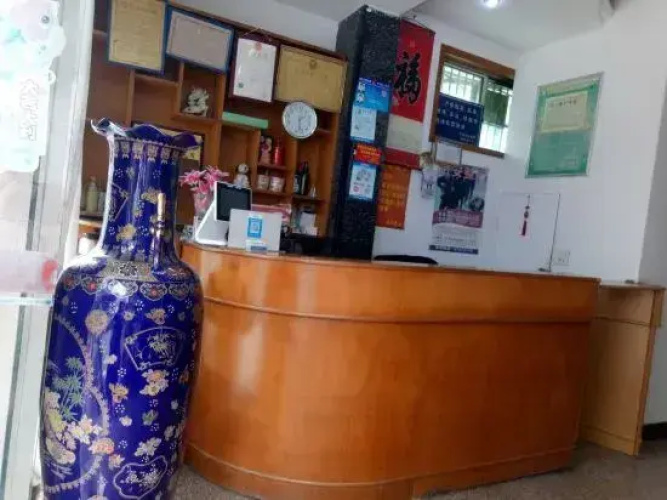 Yueqing Yanwen Hotel