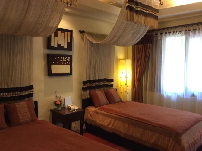 Standard Twin room with balcony