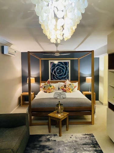 Deluxe Double Suite