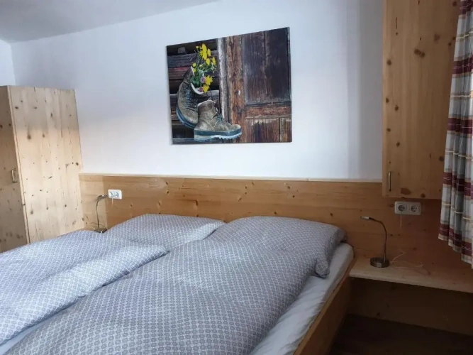 3 Bedrooms Apartment