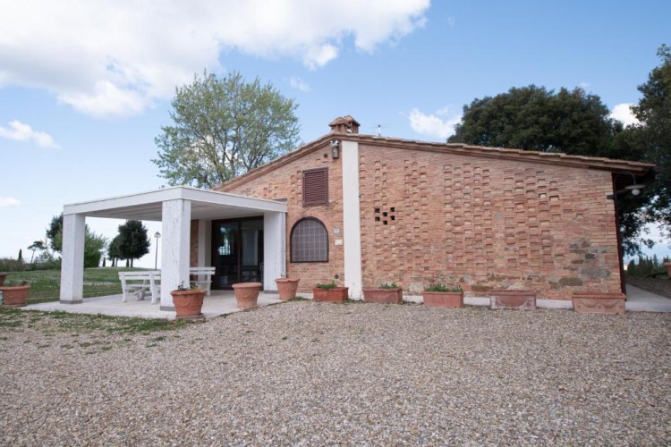 2 Bedrooms Cottage