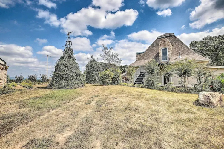 Lake Allatoona Area Studio w/ Pool and Views!