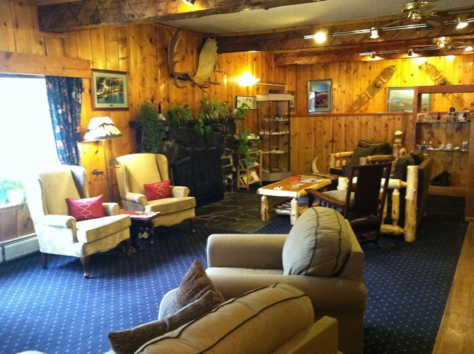 Summit Lake Lodge