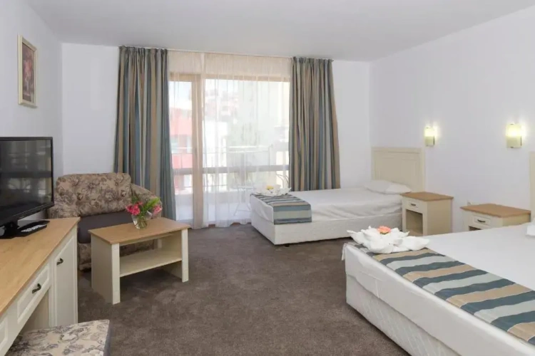 Deluxe Triple room