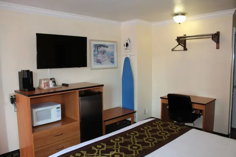 Americas Best Value Inn