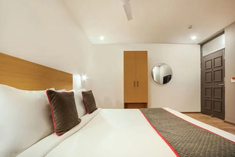 Oyo Townhouse 125 Medawas