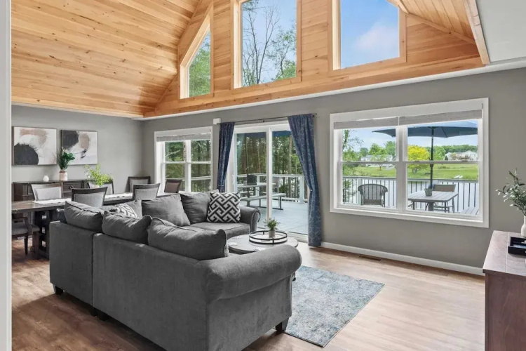 Nittany Cabin by Avantstay Lakefront, View, Firepit