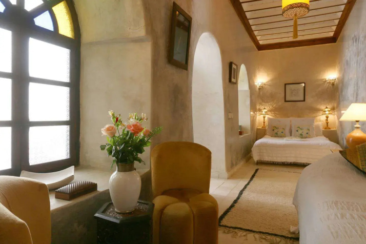 Literary Riad Hemingway