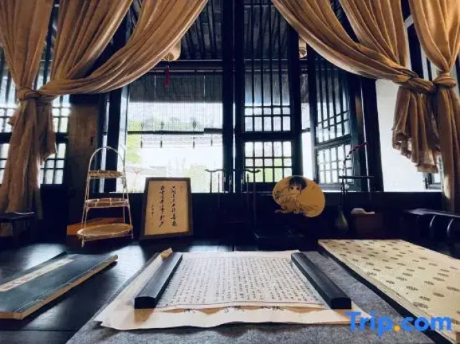 Mrs Lin hotel