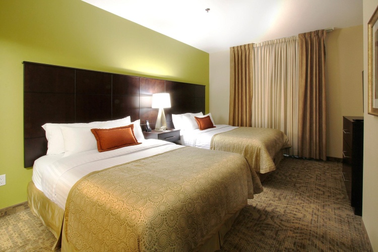 1 Bedroom Quadruple Suite