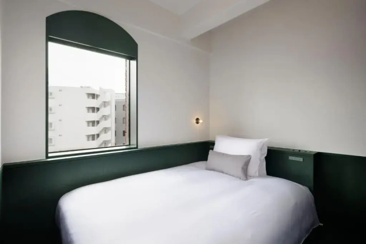 Minimal Double room