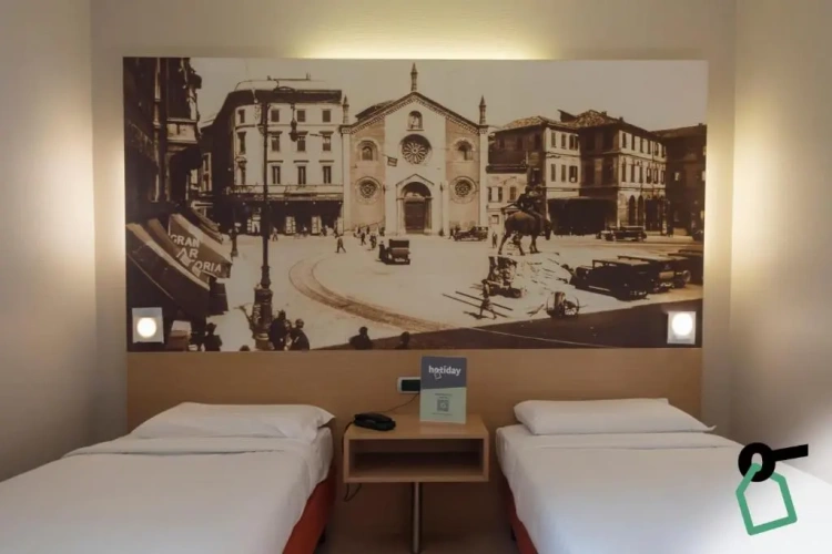 Standard Twin room