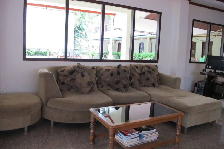 Koh Sichang Resort