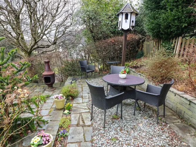 Long Crag Annexe