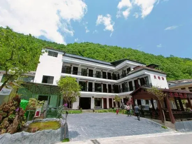 Chongdugou Tiandihe Inn