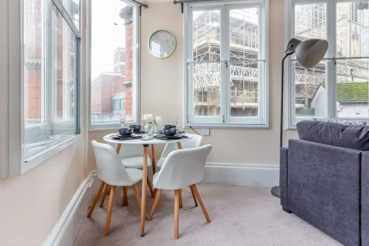 Worcester City Centre Apartment - 2 Bedrooms