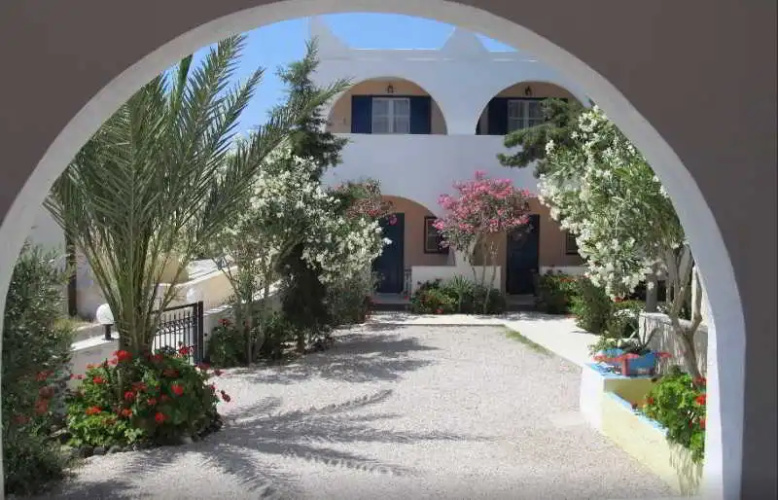 Limnes Villa