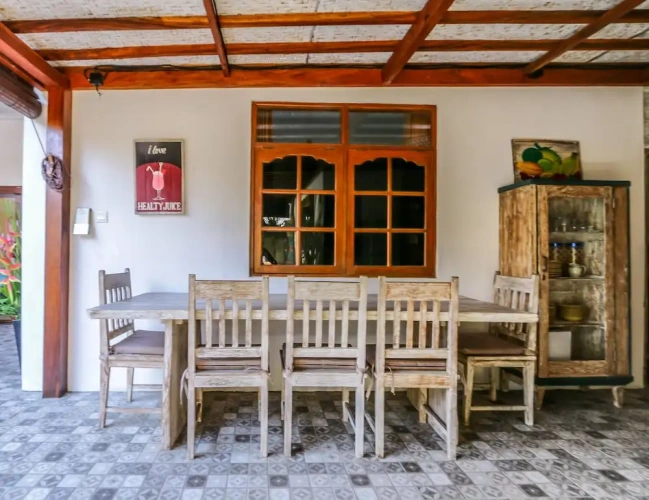 3 Bedrooms Villa