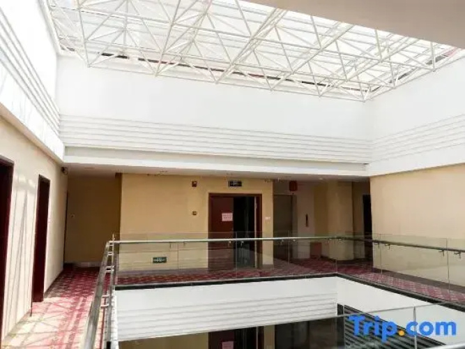 Victoria Business Hotel