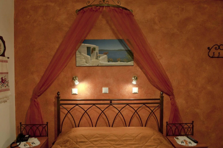 Polydefkis Hotel