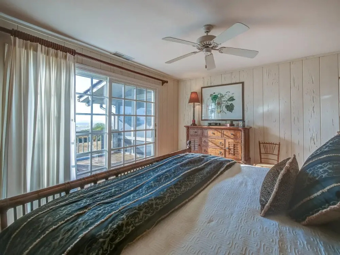 5 South Beach Lagoon