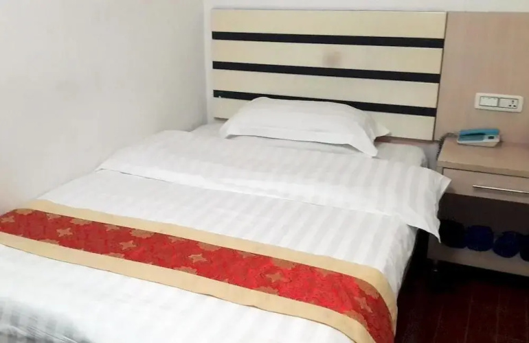 Minghuang Hotel