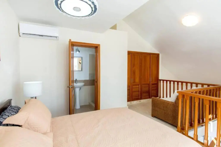 Bavaro Oceanfront Ph 4 Bdr with 5 Bath 10+ Guests