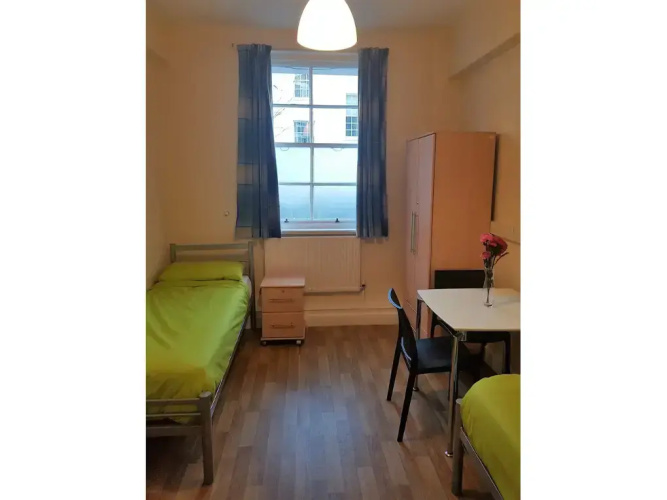 Bowden Court - Hostel