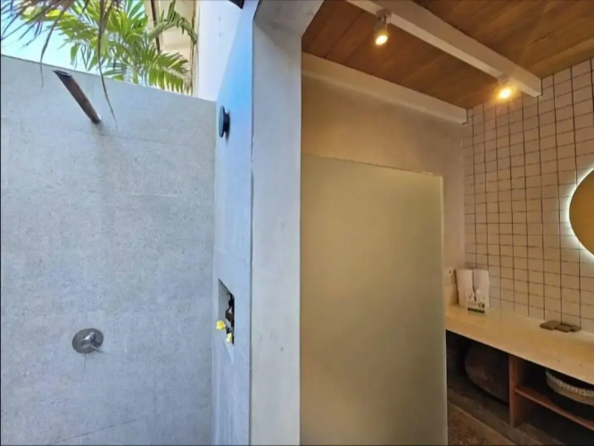 Modern Loft Style Villa Canggu