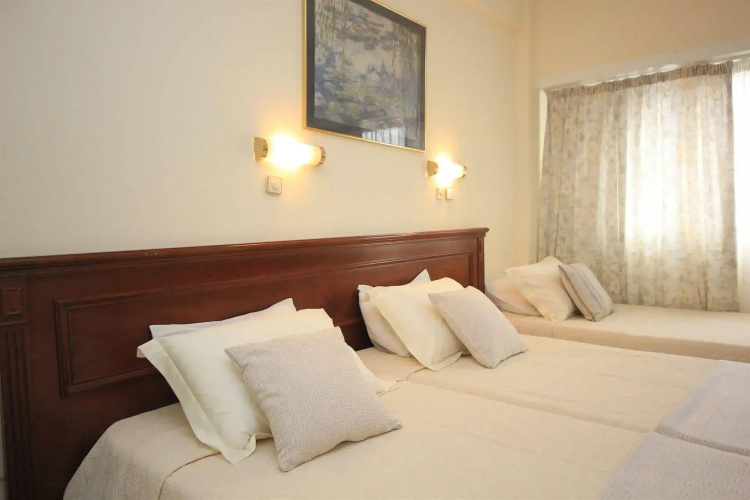 Hellinis Hotel